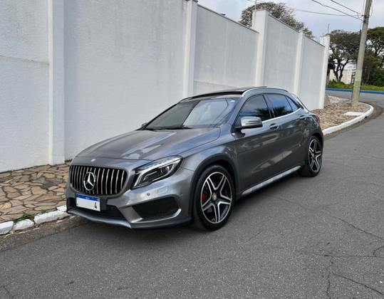 MERCEDES-BENZ GLA 250 2.0 16V TURBO GASOLINA SPORT 4P 4MATIC AUTOMÁTICO MERCEDES-BENZ GLA 250 2.0 16V TURBO GASOLINA SPORT 4P 4MATIC AUTOMÁTICO